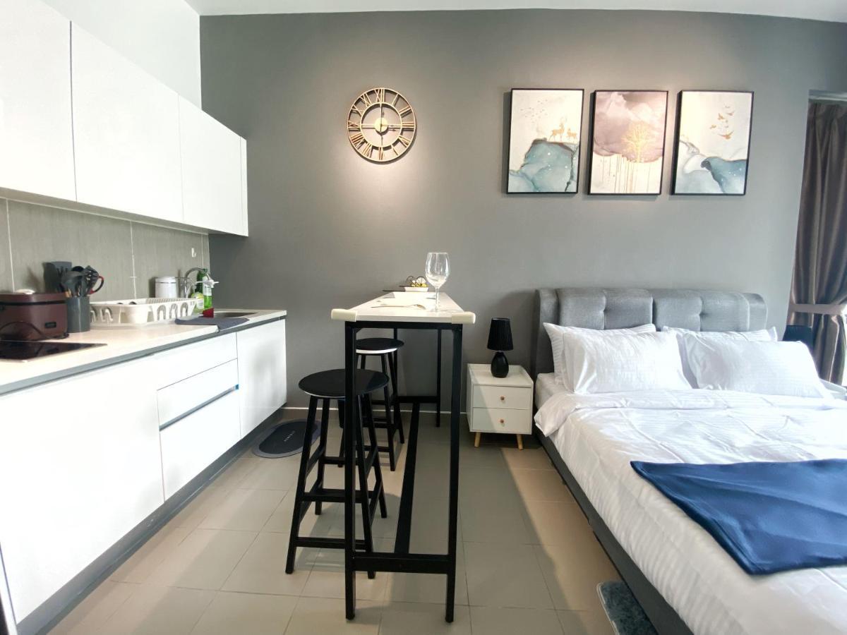 Ferienwohnung Lily & Loft - The Grand Sofo, Petaling Jaya Exterior foto